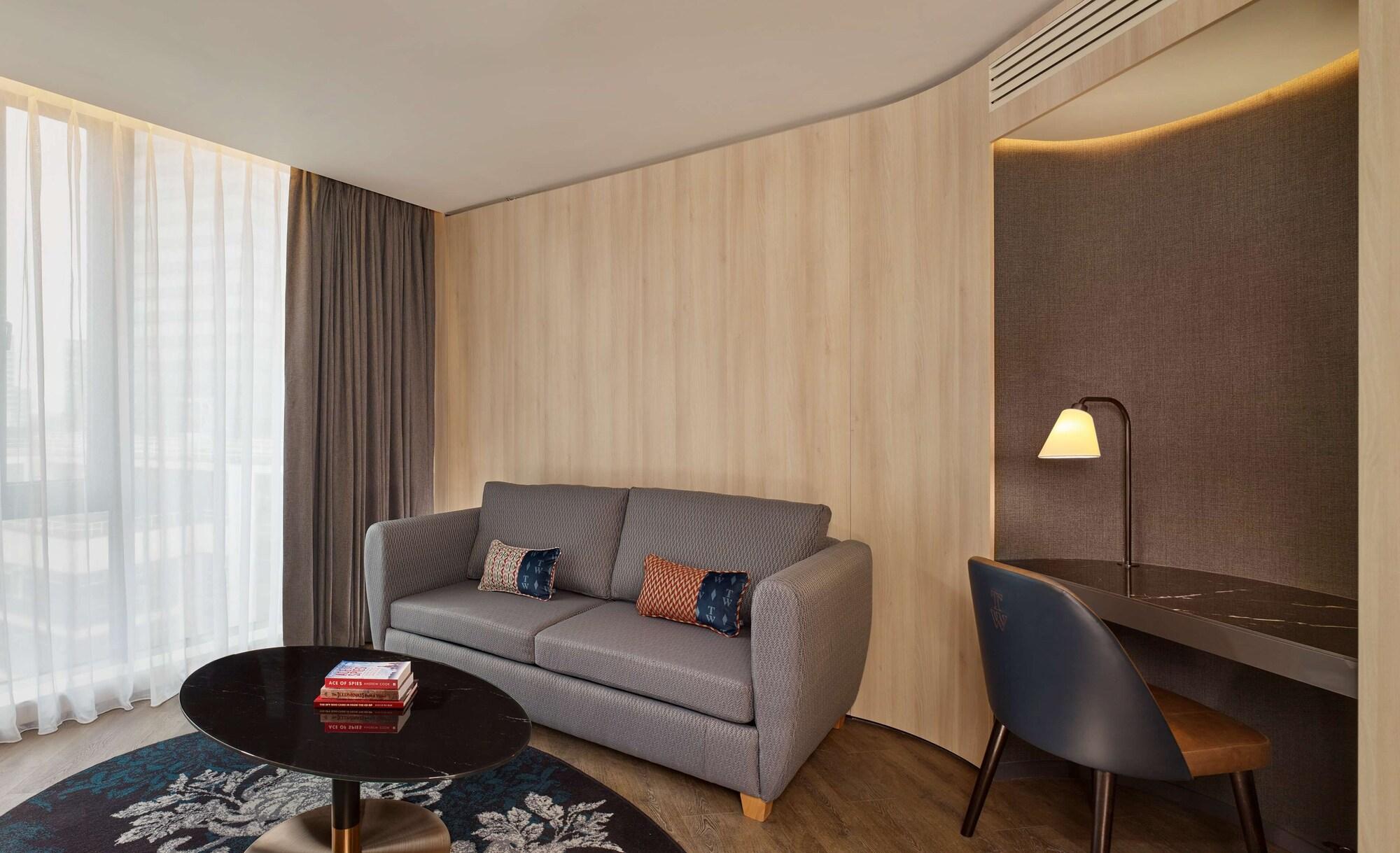 The Westminster London, Curio Collection By Hilton Hotel Londra