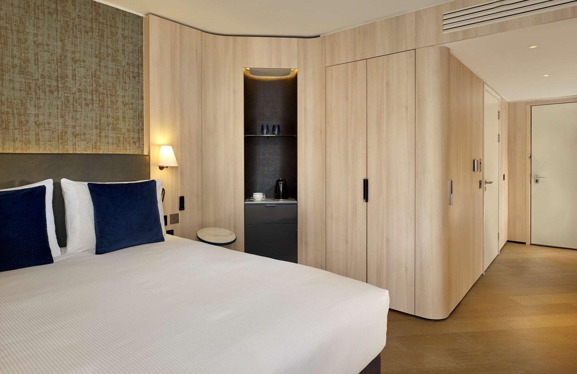 The Westminster London, Curio Collection By Hilton Hotel Londra