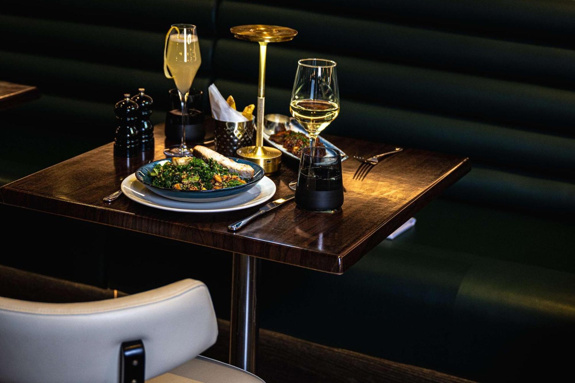 The Westminster London, Curio Collection By Hilton 4* Londra