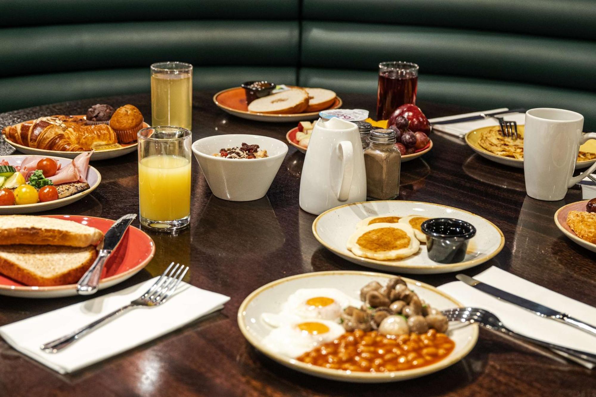 The Westminster London, Curio Collection By Hilton Hotel Londra
